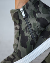 Load image into Gallery viewer, Extra Mile Wedge Sneaker - Camo