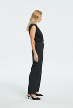 Load image into Gallery viewer, Eva Padded Shoulder Muscle T-Shirt and Pants - Black
