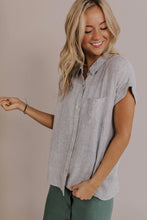 Load image into Gallery viewer, Briley Button Up