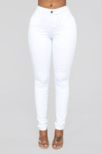 Load image into Gallery viewer, Classic Mid Rise Skinny Jeans
