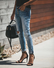 Load image into Gallery viewer, Liberation Distressed Girlfriend Skinny
