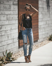Load image into Gallery viewer, Liberation Distressed Girlfriend Skinny
