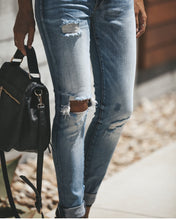 Load image into Gallery viewer, Liberation Distressed Girlfriend Skinny
