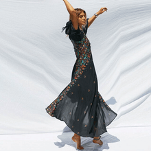Load image into Gallery viewer, Casual White Geometric Print Maxi Dress
