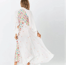 Load image into Gallery viewer, Casual White Geometric Print Maxi Dress
