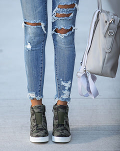 Extra Mile Wedge Sneaker - Camo