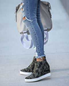 Extra Mile Wedge Sneaker - Camo