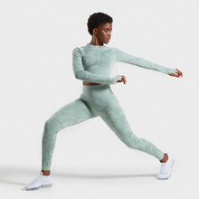 Load image into Gallery viewer, Camouflage Seamless Long Sleeve Crop Top
