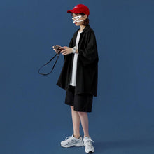 Load image into Gallery viewer, Bennie Boyfriend Jeans
