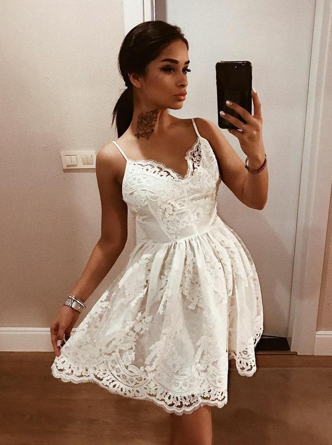 V-neck White Lace Appliqued Dress