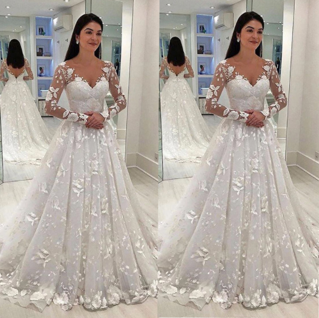 Long Sleeve Vintage Lace Wedding Dresses