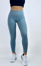 Load image into Gallery viewer, TRAIN High-Waisted Leggings
