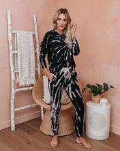 Load image into Gallery viewer, Black Cotton Pocketed Tie Dye Joggers
