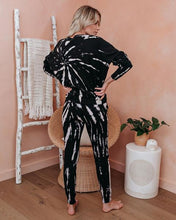 Load image into Gallery viewer, Black Cotton Pocketed Tie Dye Joggers
